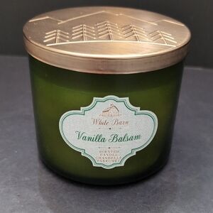 Bath & Body Works,White Barn Vanilla Balsam 3 Wick Candle.